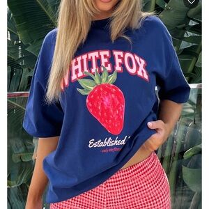 White Fox Only The Finest Oversized Tee‎ Navy size Small/Medium NWT 🍓